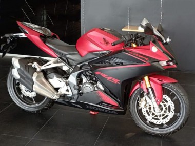 Kits Carénage Moto Honda CBR250RR 2017-2022 - Rouge Noir Mat