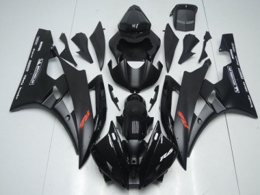 Carénage Yamaha R6 06-07 - Noir Mat et Noir Brillant en Ligne