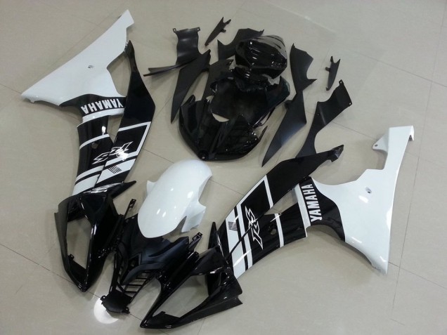 Carénage Yamaha R6 08-16 - Blanc et Noir Carénage Yamaha R6 08-16 - Blanc et Noir